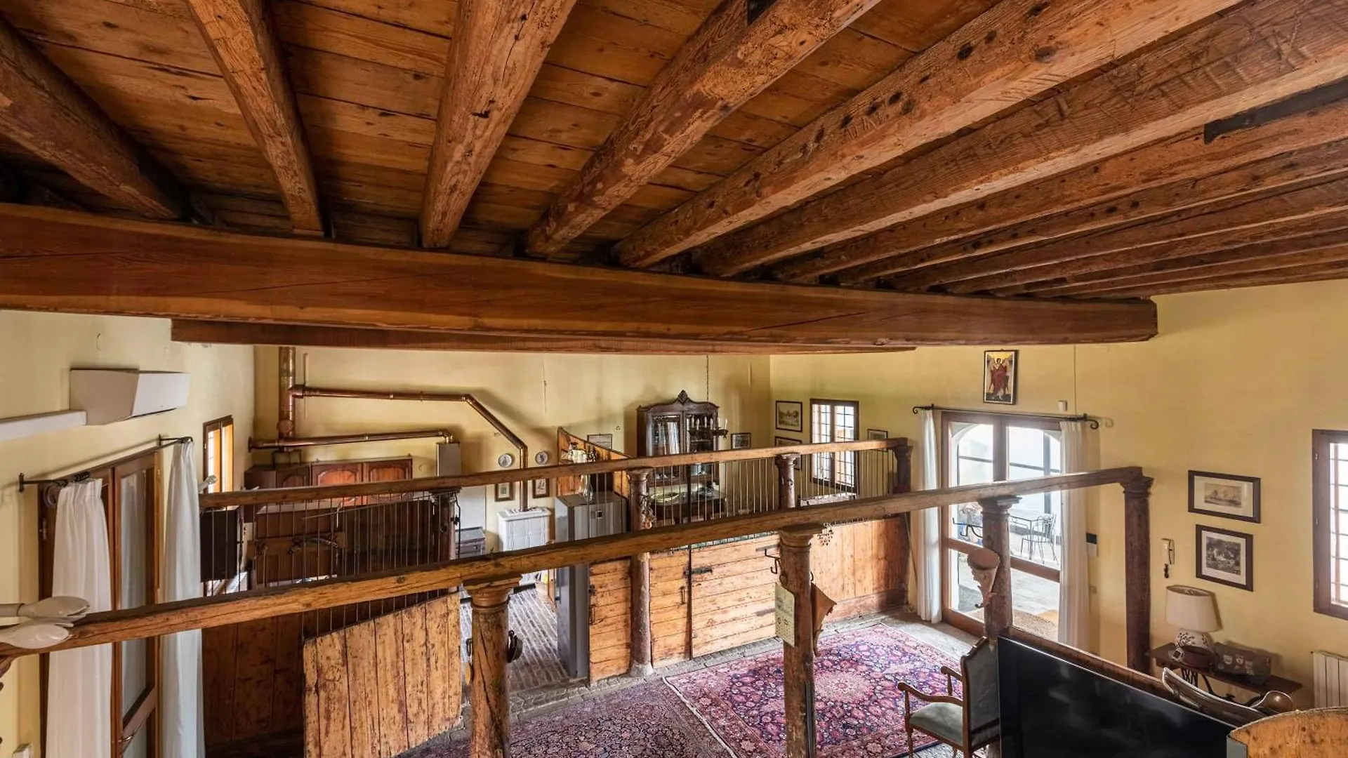 Scuderia Country Mansion 3300Squarefeet Villa Vanzo