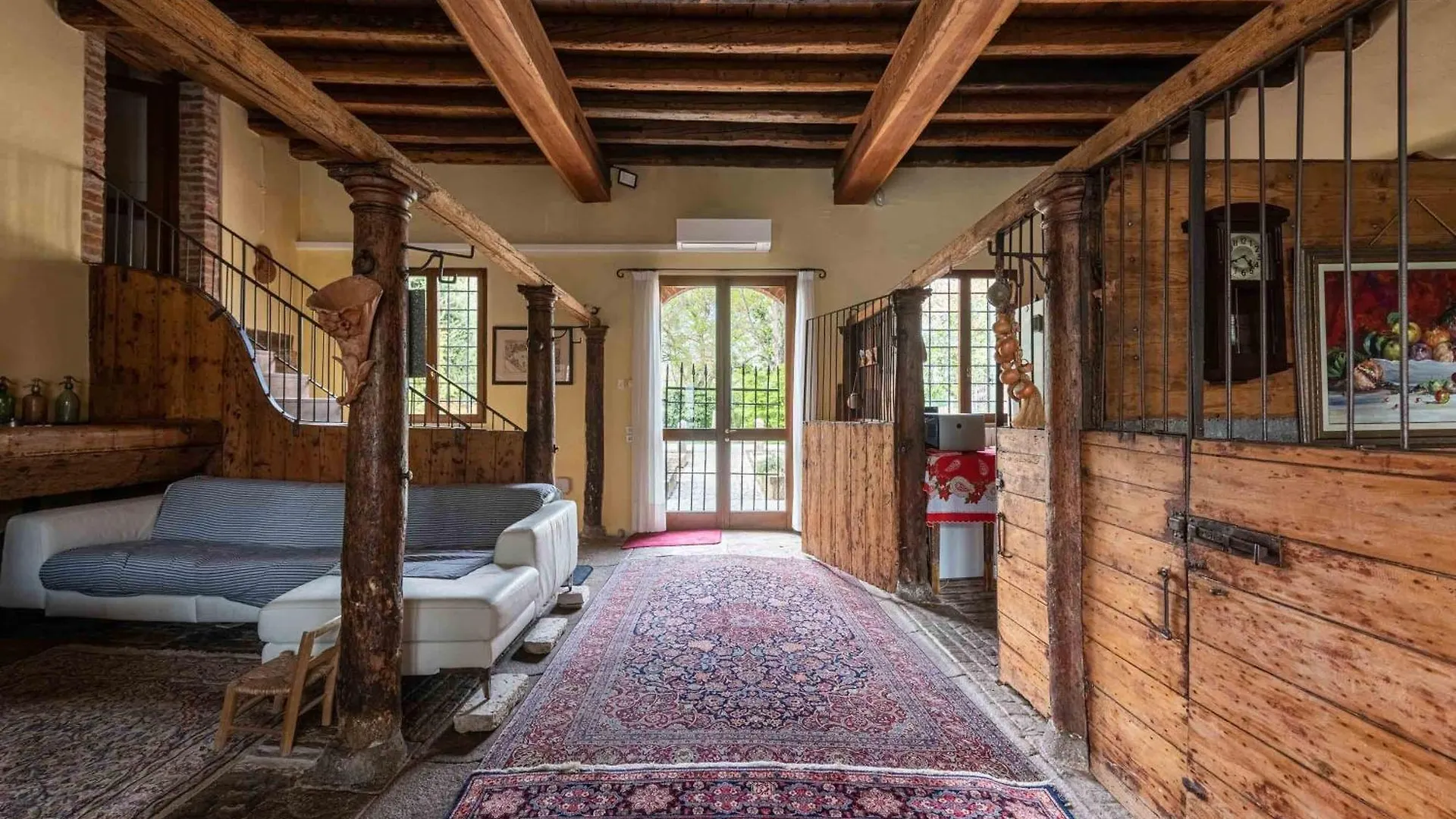 Scuderia Country Mansion 3300Squarefeet Villa Vanzo Italy