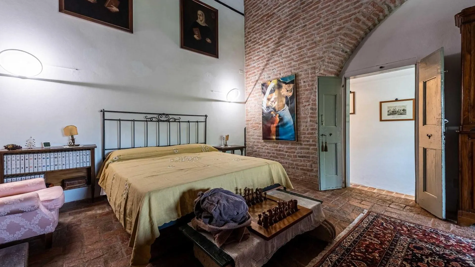 Scuderia Country Mansion 3300Squarefeet Villa Vanzo